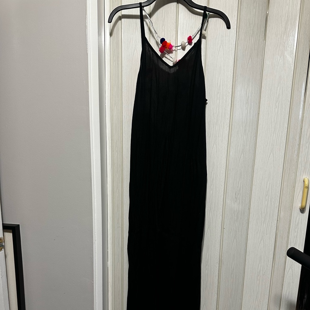 Elegant Black Maxi Dress